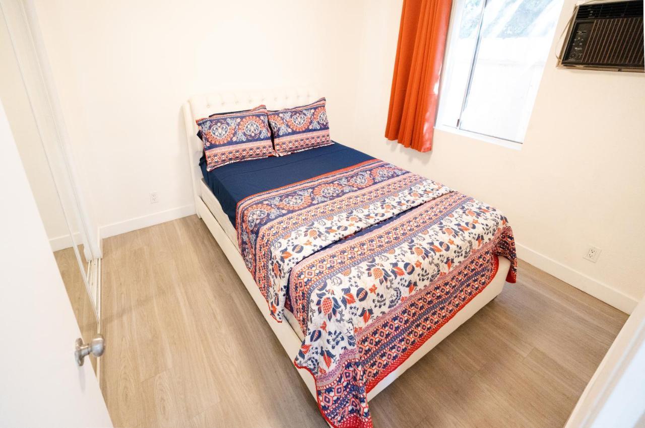 Cozy Small 2 Bedroom In Koreatown/Hollywood Лос Анджелис Екстериор снимка