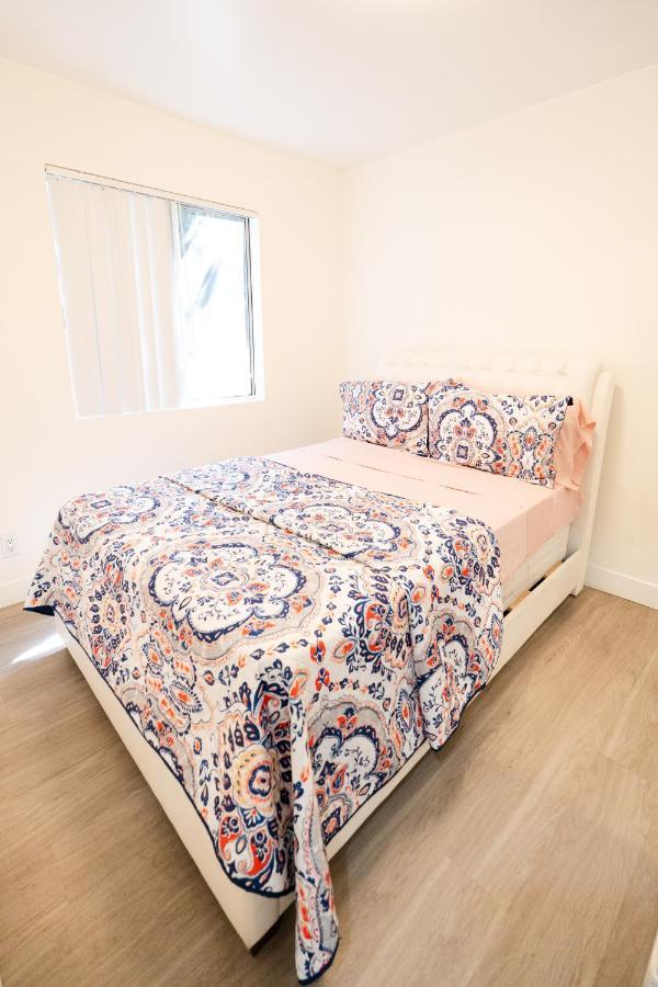 Cozy Small 2 Bedroom In Koreatown/Hollywood Лос Анджелис Екстериор снимка